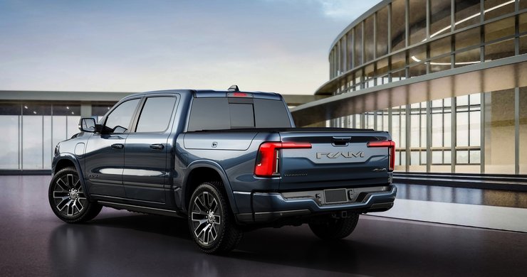 RAM 1500 Ramcharger 2025