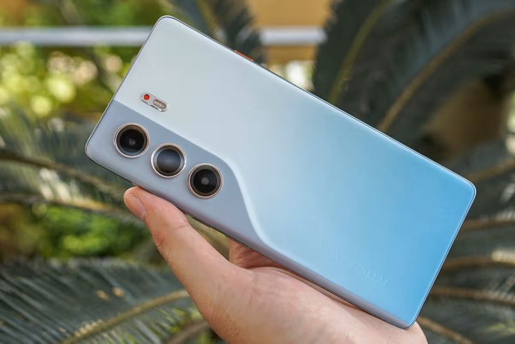 Смартфон Tecno CAMON 40