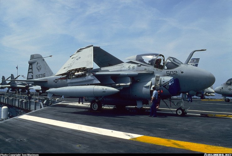 Самолет A-6 Intruder, Американский бомбардировщик A-6, война во Вьетнаме, американская авиация во Вьетнаме, самолет штурмовик, ВВС США, A-6 Intruder