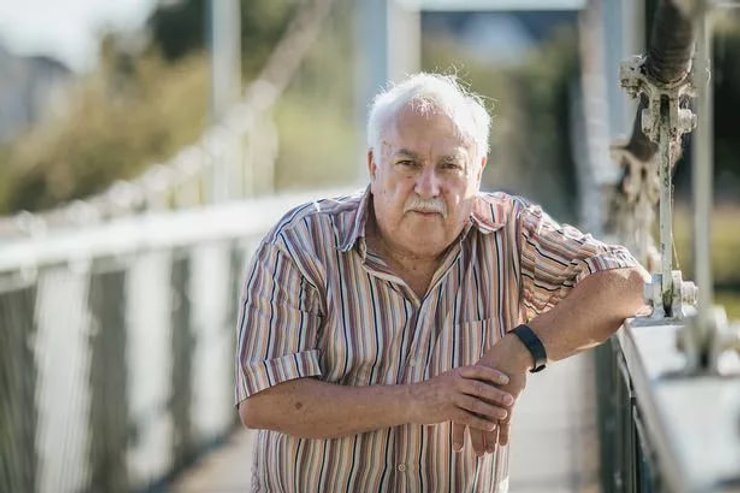 Дуг Бенс энфилдский полтергейст фотограф