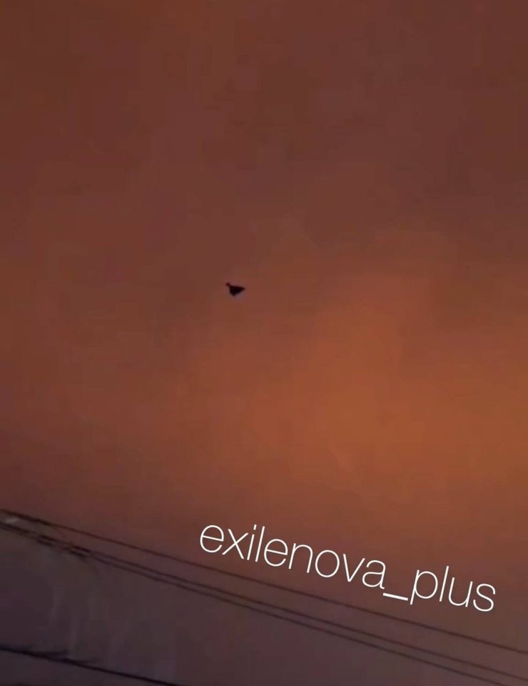 Фото дрона похожего на "Шахед"-"Батяр" над Усть-Лугой 25-27 марта