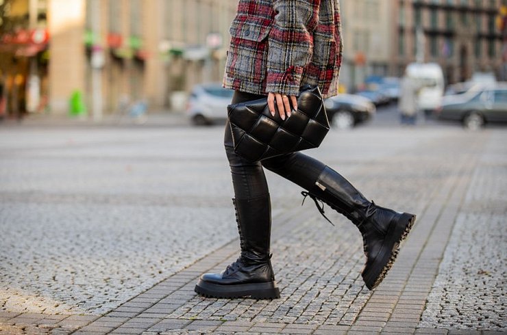 обувь со шнуровкой 2020 фото