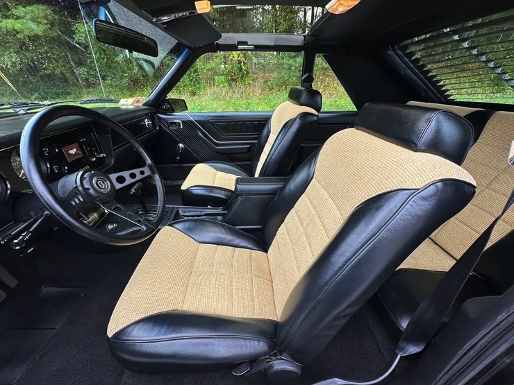 салон Mercury Capri 1981, Mercury Capri, спорткар Mercury, спорткар Mercury, Ford Mustang