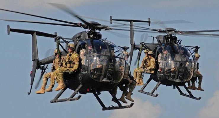 вертоліт AH-6