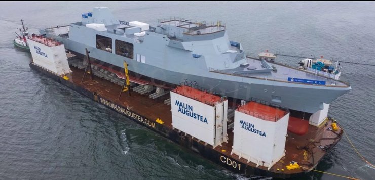 фрегат HMS Venturer Великобританія