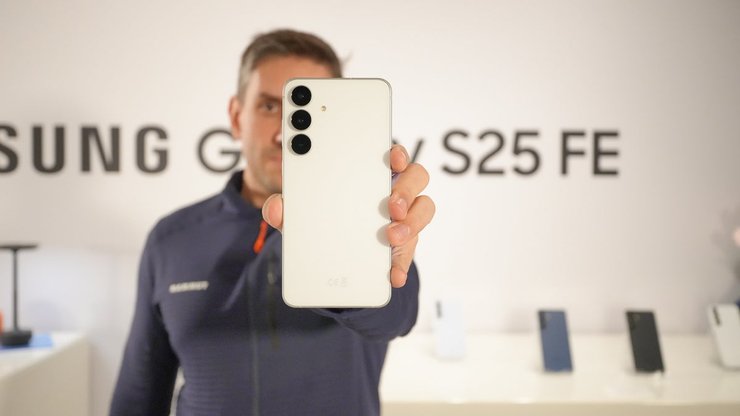 Samsung Galaxy S25 FE смартфони Samsung 2025