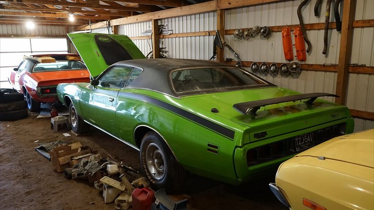 Dodge Super Bee, Dodge Charger, Dodge Challenger, заброшенные авто, капсулы времени