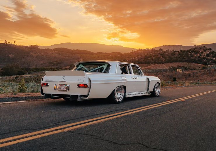 Mercedes S-класса W108
