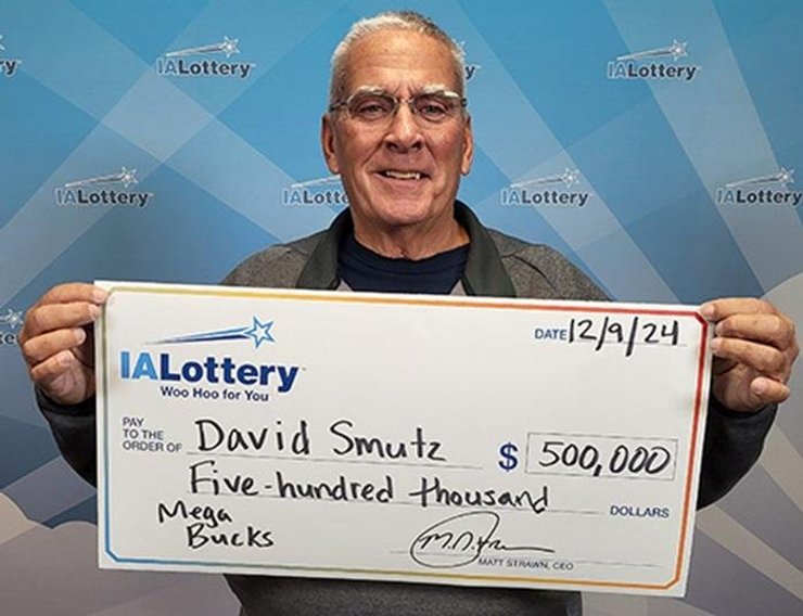 Лотерейный билет, лотерея, покупка лотерейного билета, сорвал куш, выиграл в лотерею по пути на вечеринку, случайная победа, денежный приз