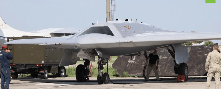 Безпілотник "Охотник"