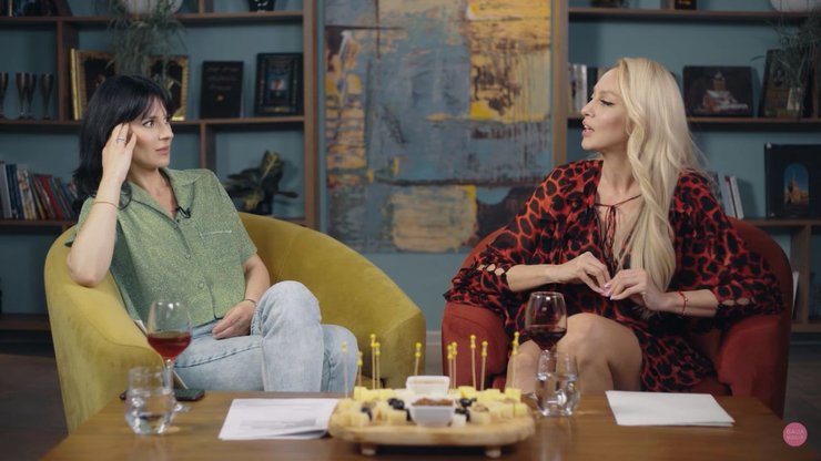 Оля Полякова та Маша Єфросиніна