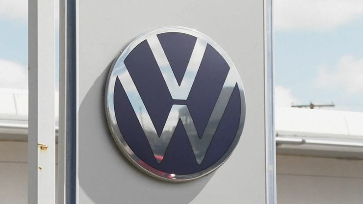 Лого, бренд, автопроизводитель, концерн, Volkswagen, сервис Car-Net иск на Volkswagen, подали в суд на Volkswagen