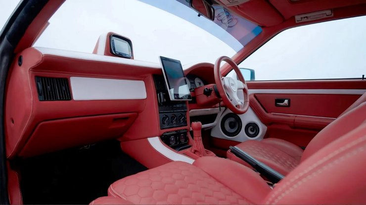 салон Audi S2, Audi S2 1990, спорткар Audi