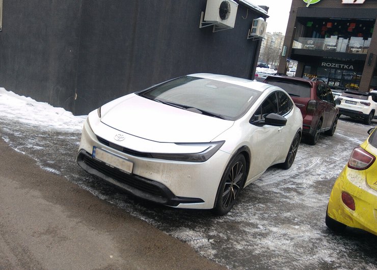 Toyota Prius економить пальне Toyota Prius