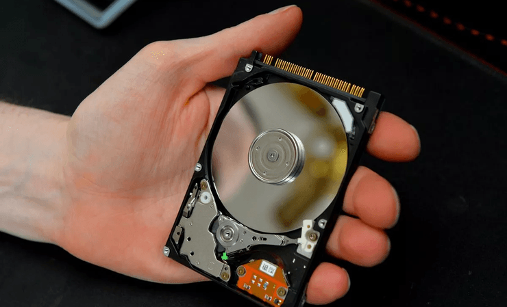 Потерял жесткий диск, биткойн, биткоины, выбросила жесткий диск, на свалке, запрет горсовета, суд, деньги, 160 млн