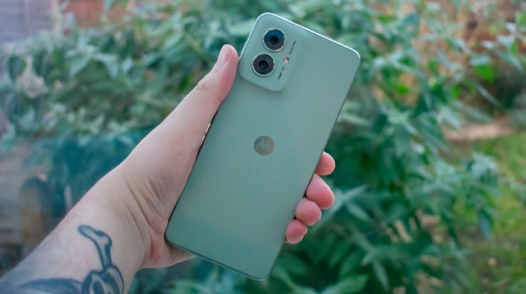 Motorola Moto G55 5G лучшие бюджетные смартфоны 2025