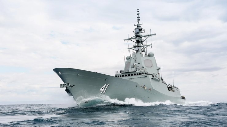 Австралійський есмінець Brisbane