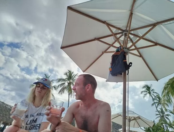 Отдых на 5-звездочном курорте закончился очень печально для семьи, британцы пожаловались на испорченный отдых