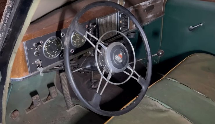 Салон Rover P4 1953 года