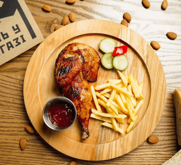 Курча з овочами, страва