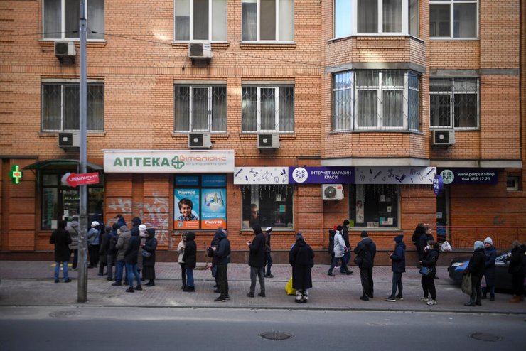 аптеки в украине, дефицит лекарств в украине, поставки лекарств в украину, поставки медикаментов в украину, аптечные склады в украине,