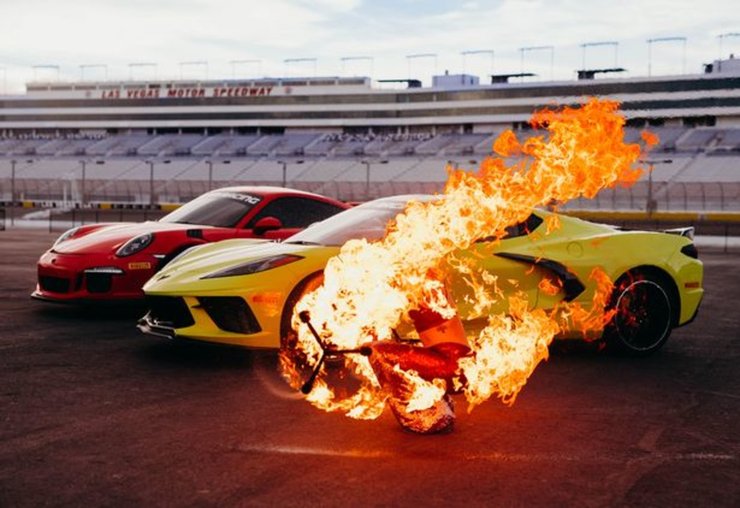 Танцовщица, огонь, танцы с огнем, цирк, выступление, танцы, акробатика,