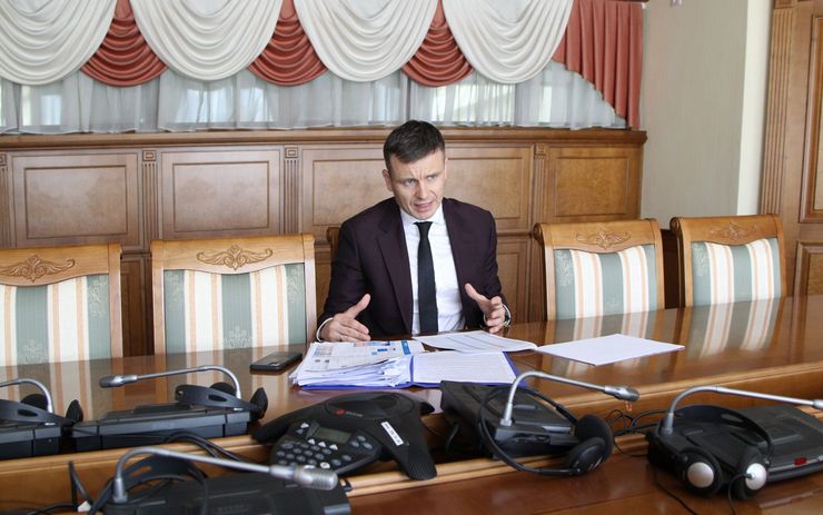 фото, глава Минфина, Сергей Марченко, интервью, Фокус