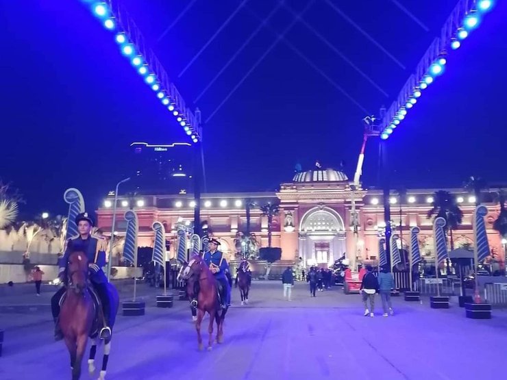 золотой парад фараонов, каир, мумии