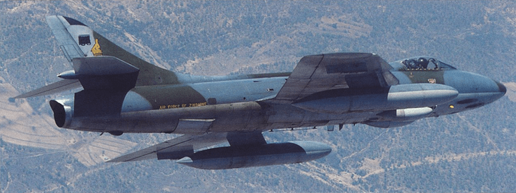 літак у небі