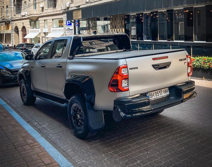 Toyota Hilux GR Sport, Toyota Hilux, новий Toyota Hilux, пікап Toyota, Toyota Hilux 2023