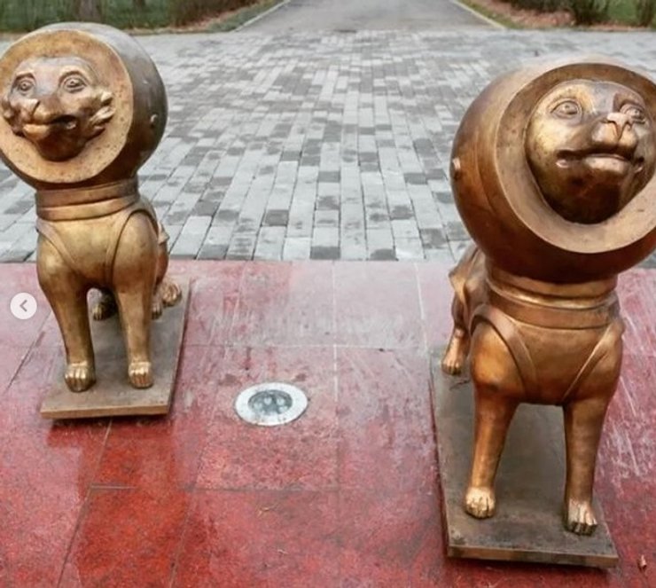 Челябінськ, пам'ятник, вагітна, Валентина Терешкова, космонавт, депутати