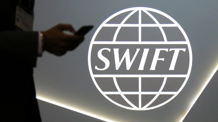 Відключення від SWIFT не стане причиною дефолтів, але призведе до серйозного зростання витрат банків