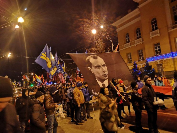 Степан Бандера, Киев, факельное шествие, фото