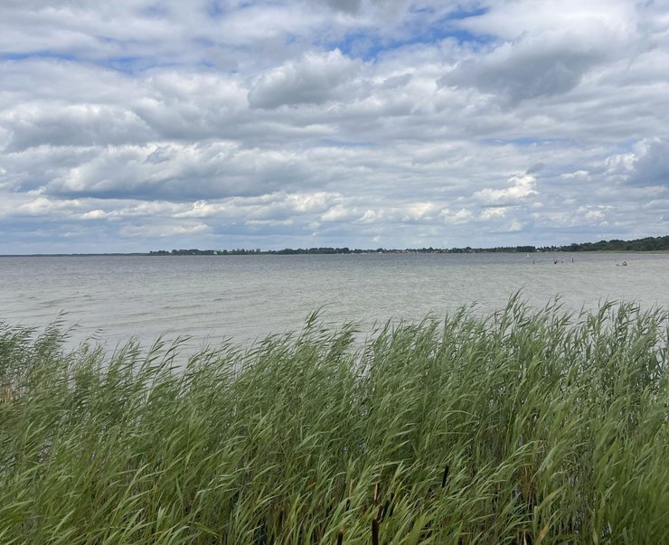 Озера, де можна розкласти намет