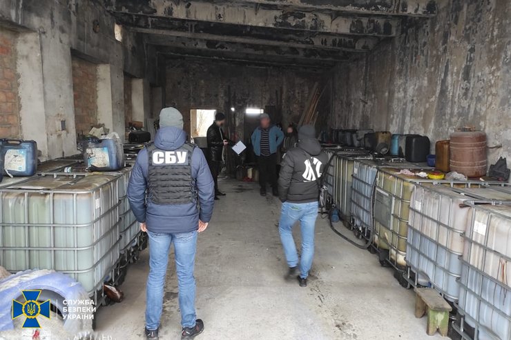 нелегальный, нефтеперегонный завод, сбу, фото, обыск