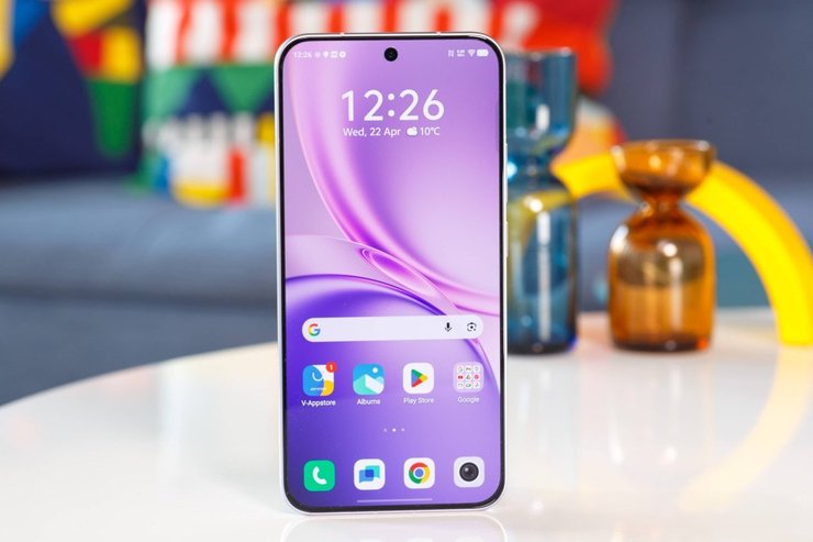 Дисплей смартфона Vivo X300 FE