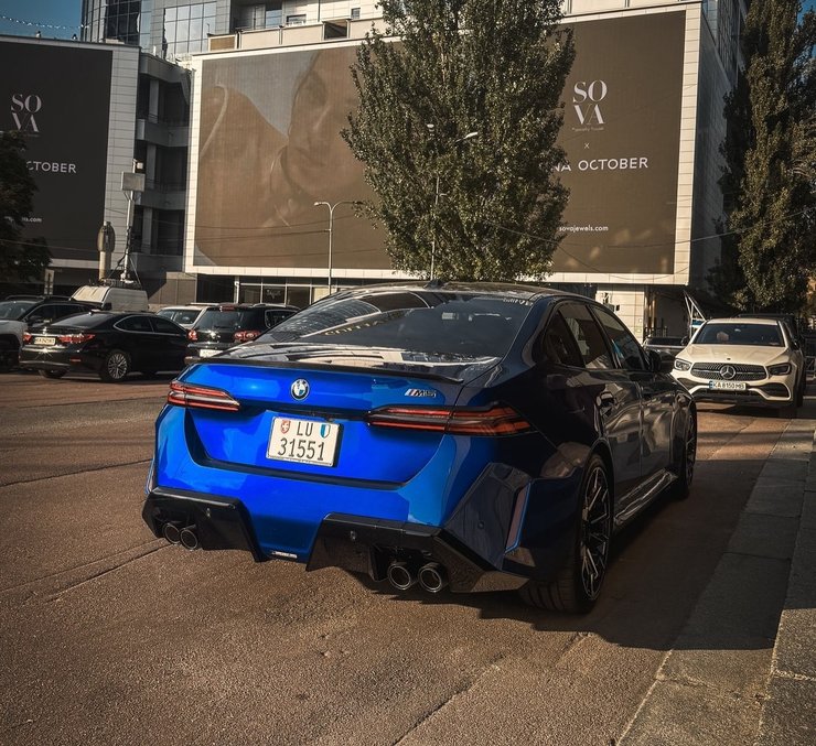 Новый бмв м5 2025