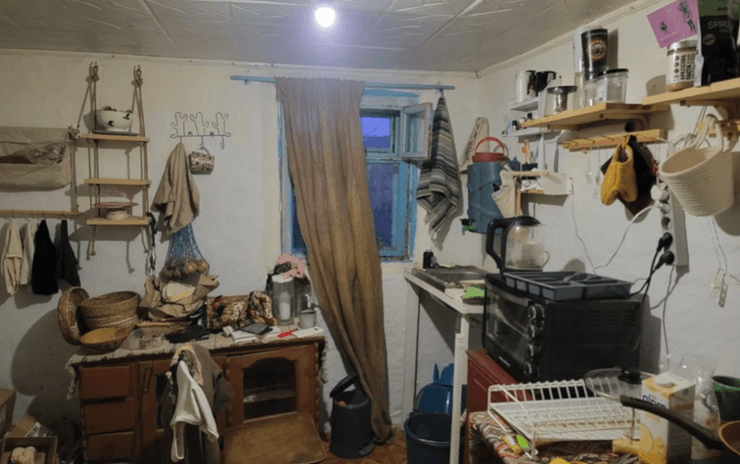 Хата в селі до ремонту