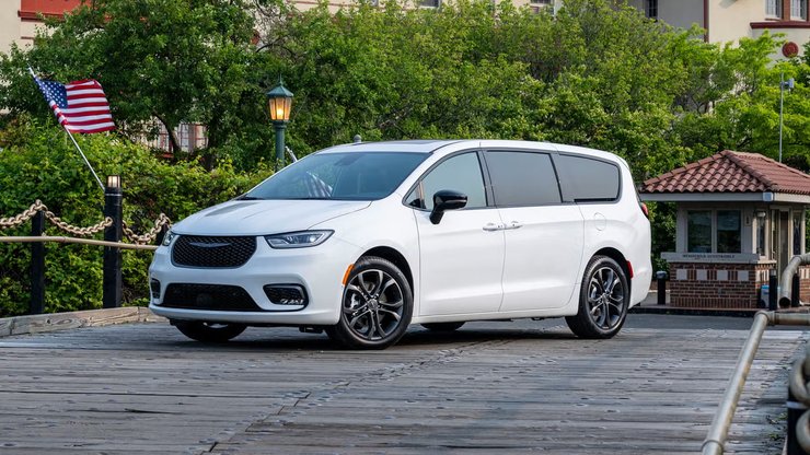Авто Chrysler Pacifica 2026