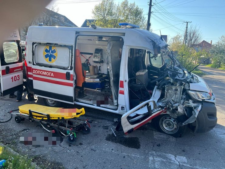 Обстрел скорой помощи в Херсоне
