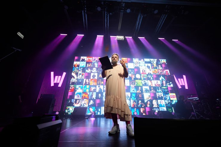 Alice Change с наградой MEGOGO MUSIC AWARDS