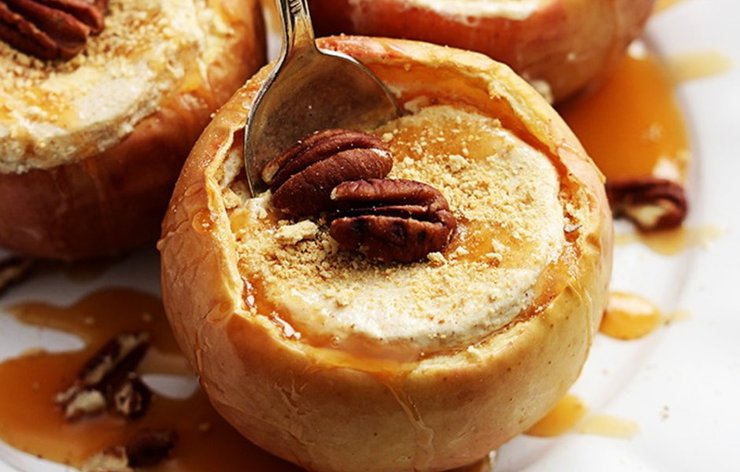 запеченные яблоки, ореховый спас, меню, праздничное меню