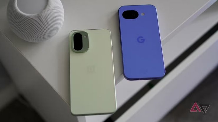 Смартфоны OnePlus 15R и Pixel 10a