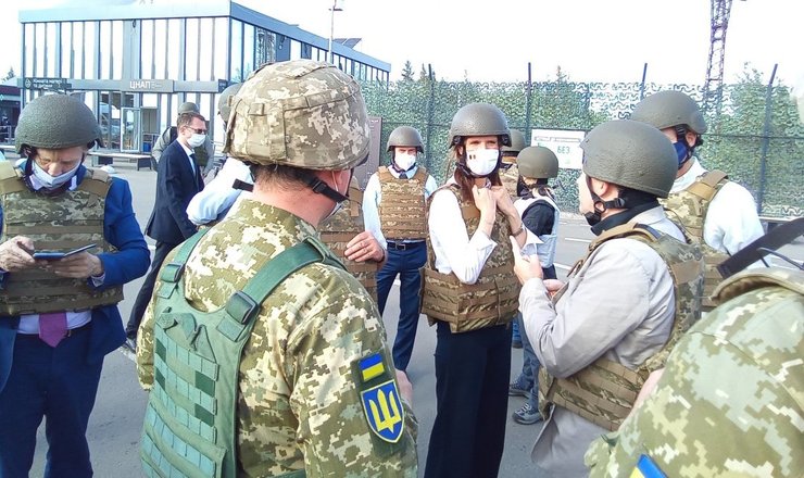 візит іноземних міністрів на донбас