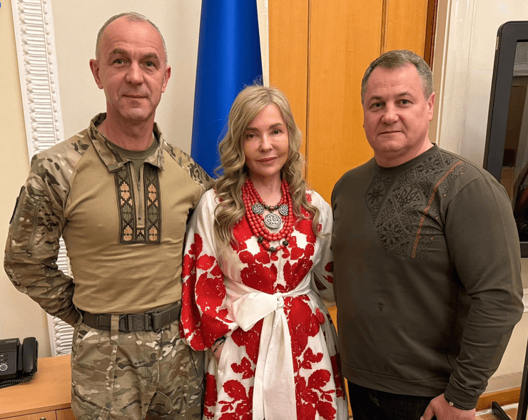 Юлия Тимошенко пришла в ВР в вышитом платье