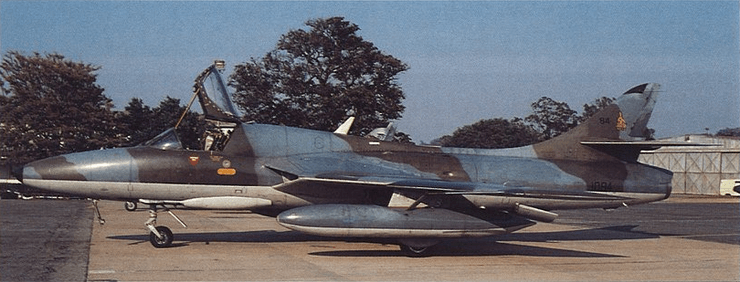 літак на землі