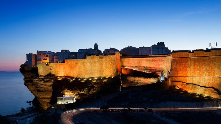 острів Корсика, Франція, туризм