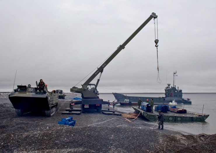Полярная звезда, остров Врангеля, Ушаковское, Арктика, российская Арктика, Россия в Арктике, РФ в Арктике, военная база в Арктике, военная база РФ, противостояние за Арктику