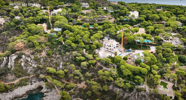 Строительство Рината Ахметова