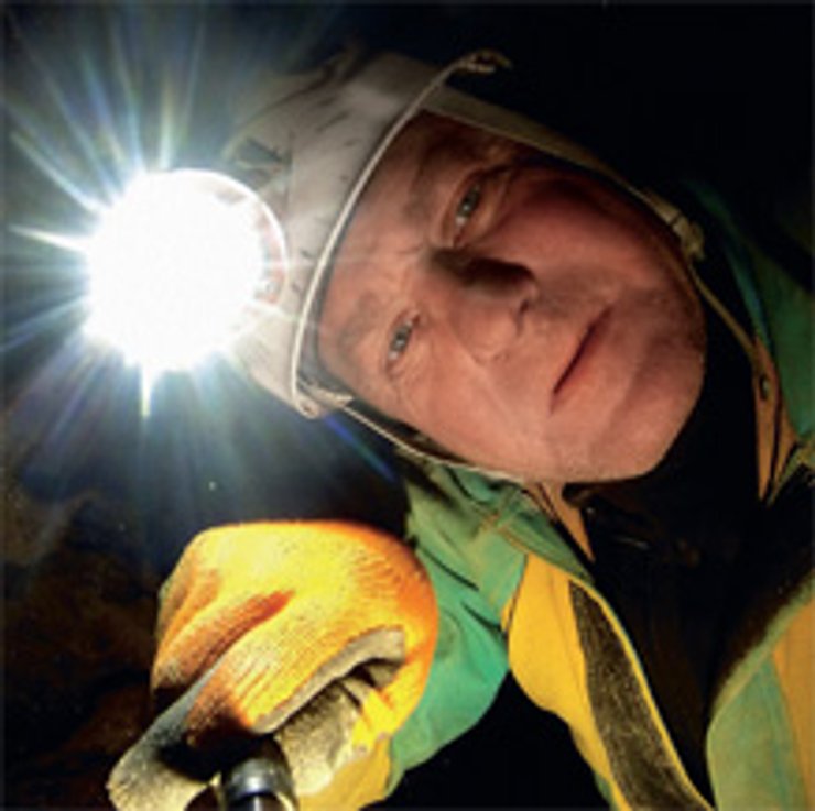 
Юрий Касьян
Глава спелеошколы Киевского спелеологического клуба
